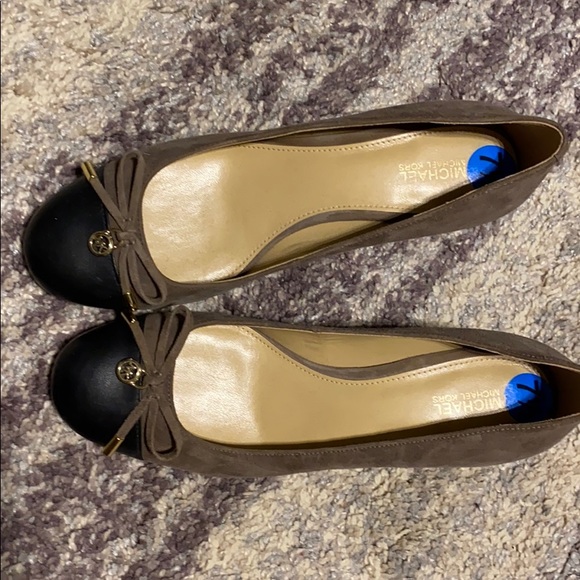 Michael kors heels - Picture 1 of 2